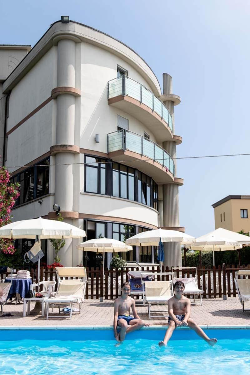 国会大厦酒店 San Mauro Mare 外观 照片